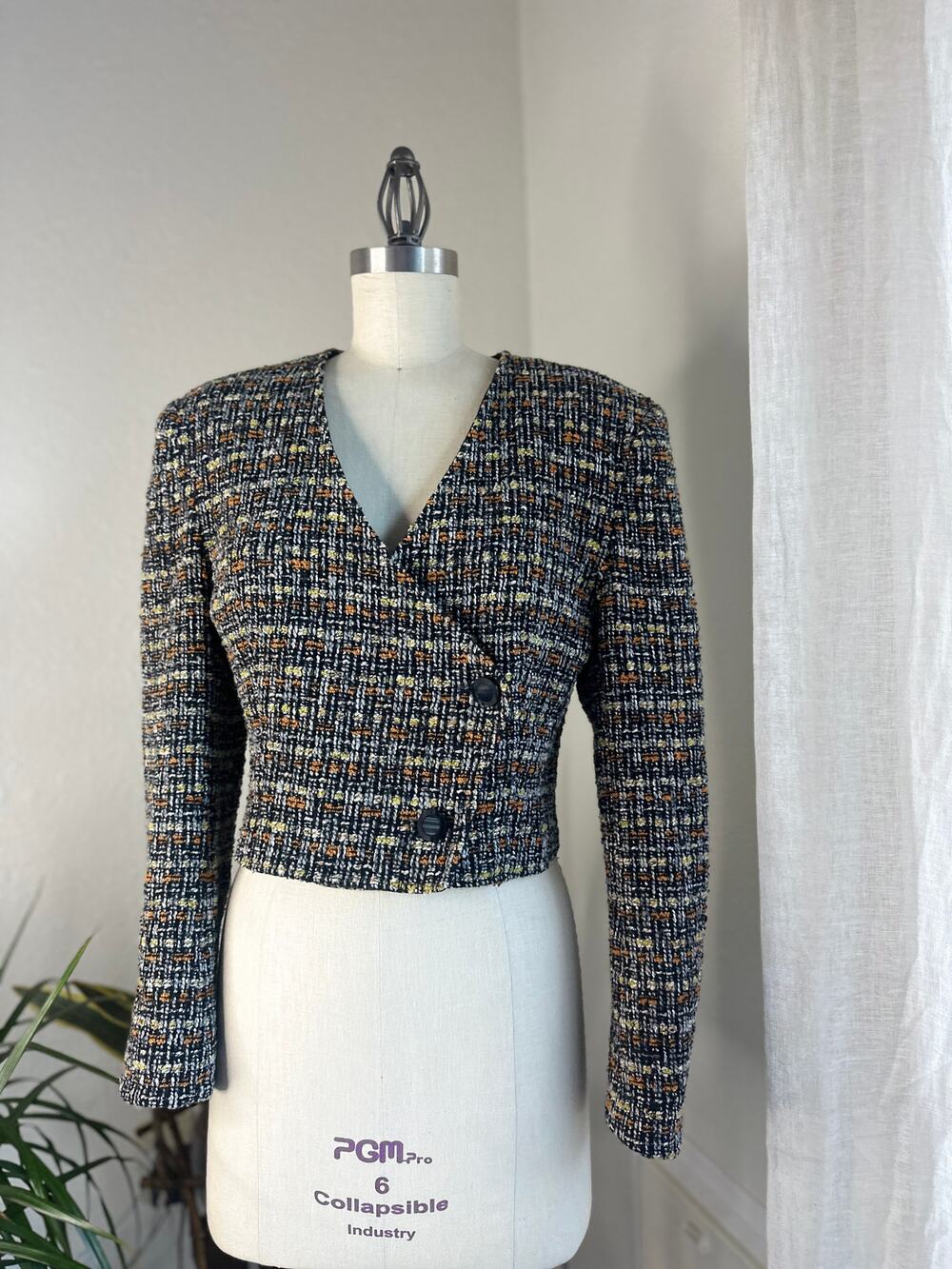 Women’s SM/Med Blazer Tweed Multicolor Cropped Double Breasted Vintage Rare